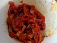 豆角肉炒饼的做法步骤2