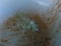 豆角肉炒饼的做法步骤5