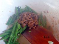 豆角肉炒饼的做法步骤7