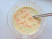 胡萝卜丝鸡蛋饼的做法步骤5