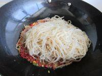 酱炒粉条的做法步骤7