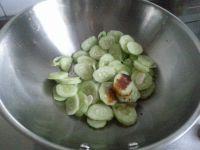 黄瓜炒鸡蛋的做法步骤7