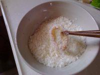 炸鱿鱼圈的做法步骤4