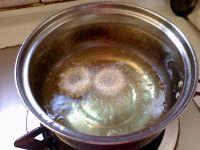 炸鱿鱼圈的做法步骤5