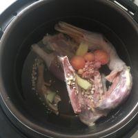 冬瓜薏米鸭汤的做法步骤6