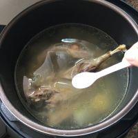 冬瓜薏米鸭汤的做法步骤8