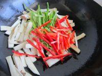 杏鲍菇木耳炒肉的做法步骤8