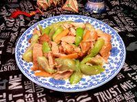 丝瓜炒鸡腿肉的做法步骤7