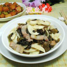 猪肉酸菜炒茭白