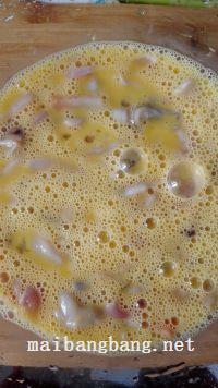 大蛤炒鸡蛋的做法步骤4