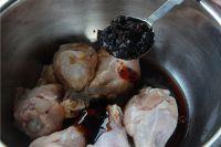 老干妈烤翅根的做法步骤2