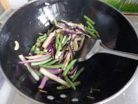 豆角辣烧茄子的做法步骤11