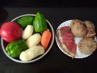 腊肉香菇炖杂蔬的做法步骤1