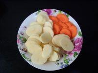 腊肉香菇炖杂蔬的做法步骤4