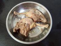 梅干菜蒸鸭腿的做法步骤14