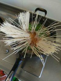 海鲜汤面的做法步骤7