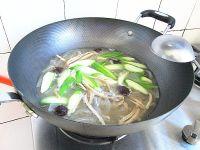 丝瓜魔芋美白汤的做法步骤6