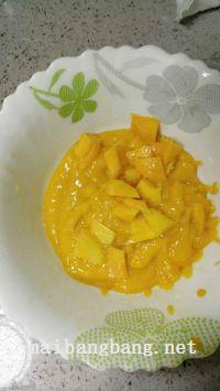 芒果慕斯杯的做法步骤2