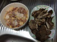 虎掌菌汤浸滑鸡的做法步骤3