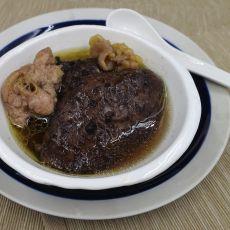 虎掌菌汤浸滑鸡