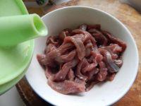 茭白炒牛肉的做法步骤7