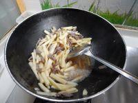 茭白炒牛肉的做法步骤17