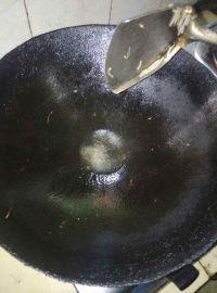 清炒豆芽的做法步骤2