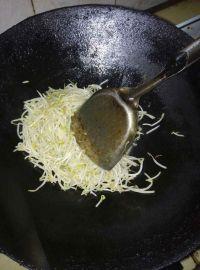 清炒豆芽的做法步骤5