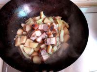 土豆炖豆角的做法步骤8