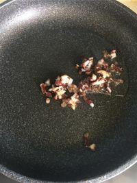 腊肠炒酸豆角的做法步骤3