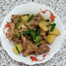 鸭腿炖土豆