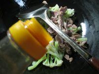 韭菜鸡胗炒花菜的做法步骤3