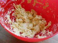 香蕉核桃蛋糕的做法步骤4