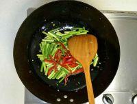 蒜薹炒鸡蛋的做法步骤6