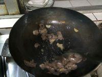 丝瓜洋葱炒猪心的做法步骤8