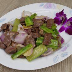 丝瓜洋葱炒猪心