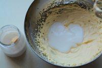 蓝莓爆浆玛芬的做法步骤5