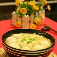 味千拉面鱼丸汤