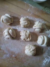 油盐花卷的做法步骤8