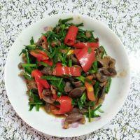 红椒炒鸡胗的做法步骤7