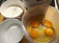 纸杯蛋糕的做法步骤1