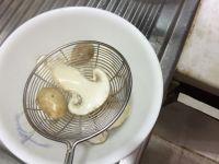 老 人头菌高汤山娃菜的做法步骤6