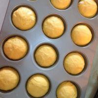 胡萝卜小餐包的做法步骤5