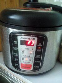 压力锅牛尾汤的做法步骤4