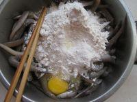 酥炸小海鱼的做法步骤3