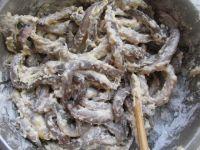 酥炸小海鱼的做法步骤4