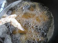 酥炸小海鱼的做法步骤6