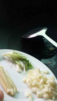 蒜蓉炒花甲的做法步骤4