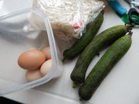 丝瓜鸡蛋乌冬面的做法步骤1