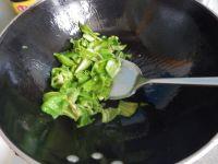 辣椒炒豆皮的做法步骤4